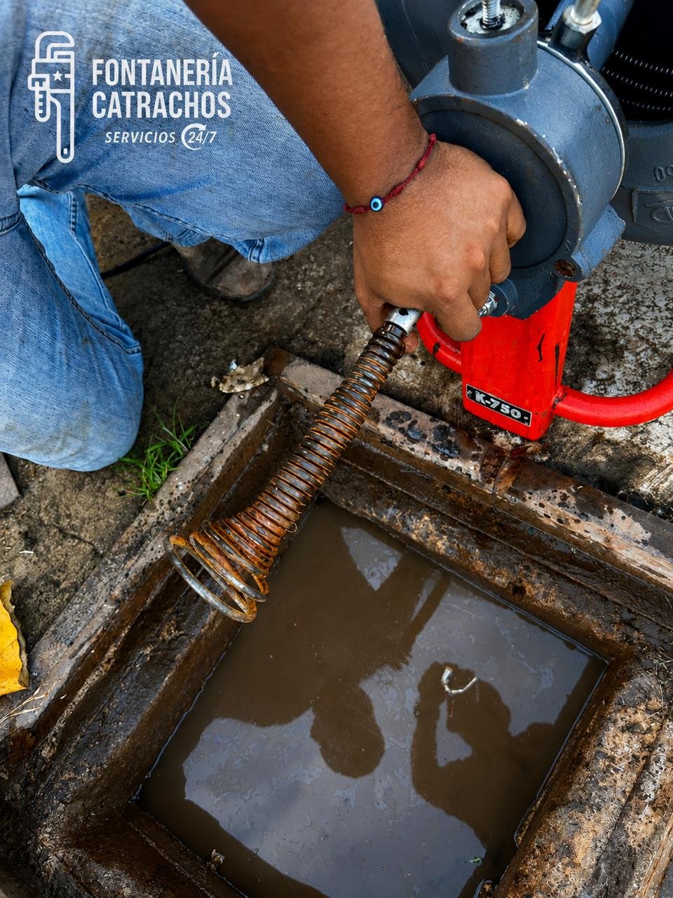 Trabajo de destape de tuberías